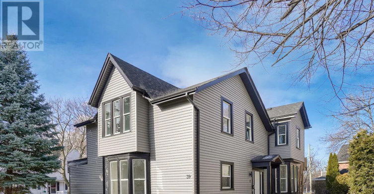 2-39 Welland Avenue S, St. Catharines, ON, L2R 2M4