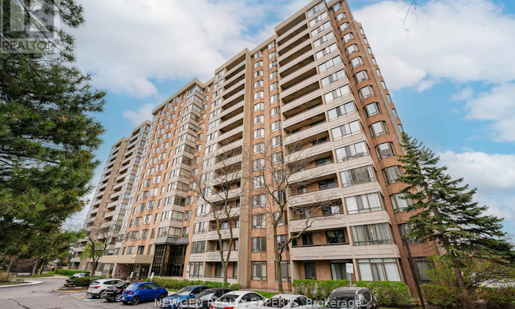 1404-5 Lisa Street