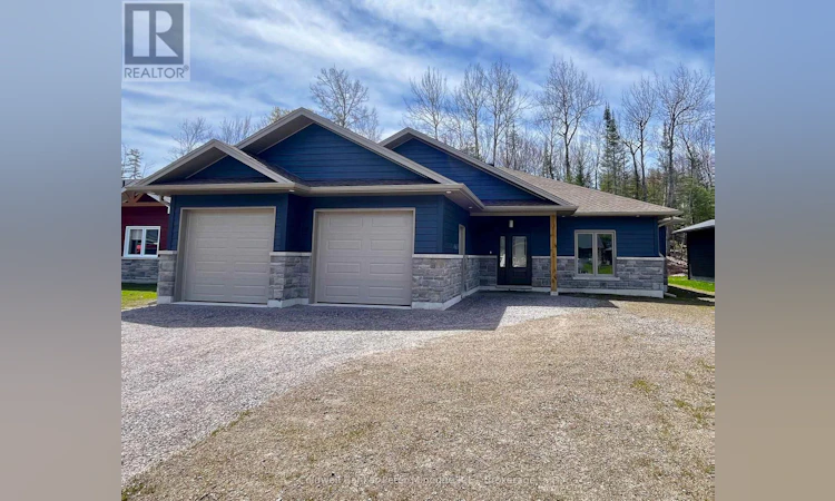 26 Masson Lane W