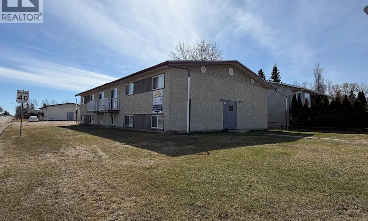 81 Dunfield Crescent