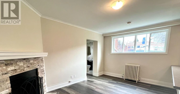 1-322 Lakeshore Road W, Mississauga, ON, L5H 1G8 - 4