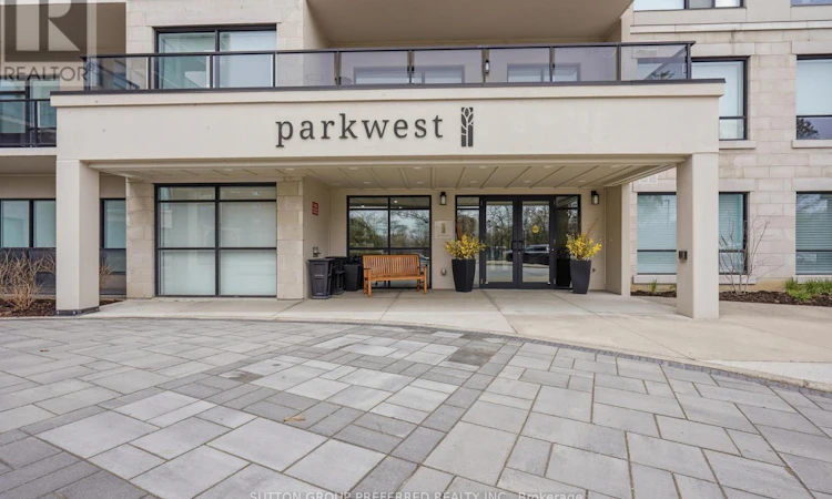 401-1200 Commissioners Road W