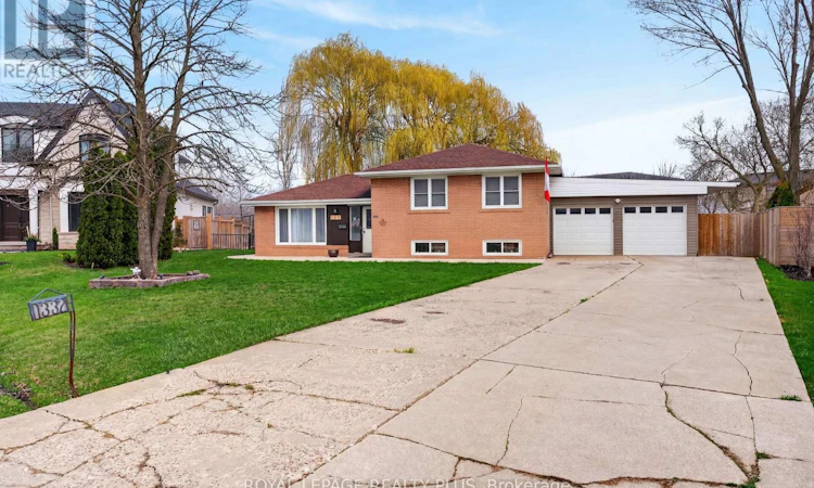 1332 Stanbury Road