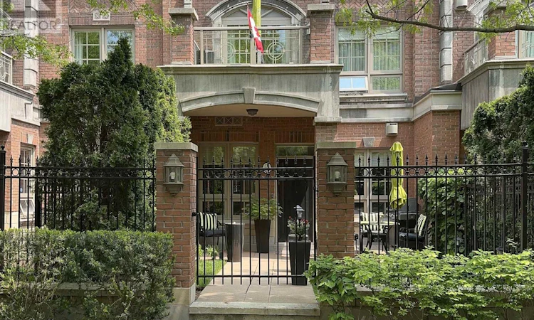 TH20-21 Burkebrook Place