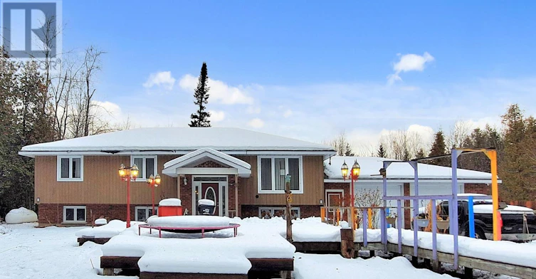 3180 Fleming Boulevard, Innisfil, ON, L9S 2Z1 - 2