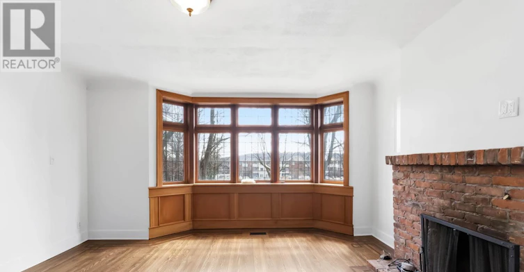 MAIN LEVEL-295 Plains Road W, Burlington, ON, L7T 1G1 - 12