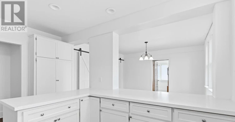 MAIN LEVEL-295 Plains Road W, Burlington, ON, L7T 1G1 - 4