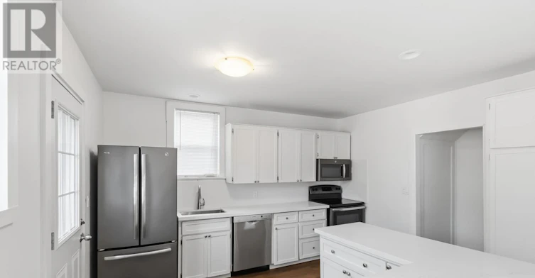 MAIN LEVEL-295 Plains Road W, Burlington, ON, L7T 1G1 - 2