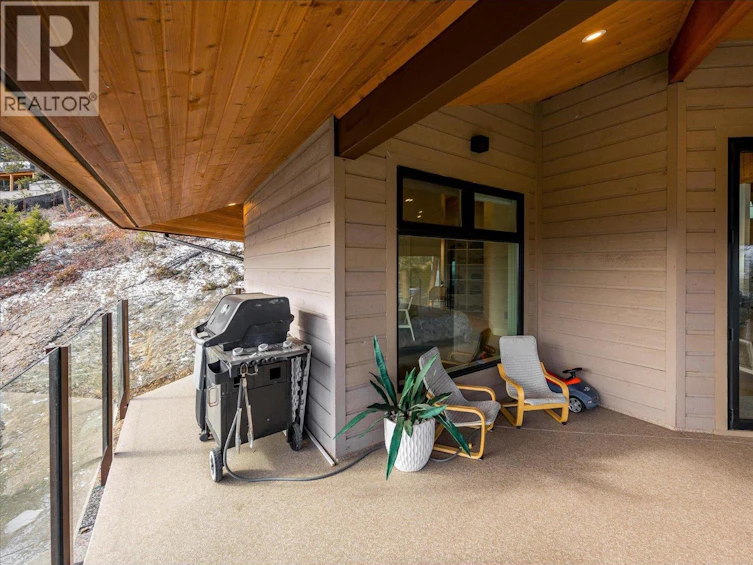 1446 Scott Crescent, West Kelowna, BC, V1Z 2X6 - 25