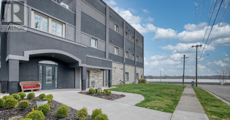4-2 Lewis Street, Fort Erie, ON, L2A 2P7 - 4