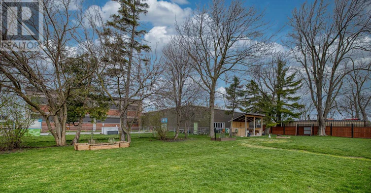 12-2 Lewis Street, Fort Erie, ON, L2A 2P7 - 17