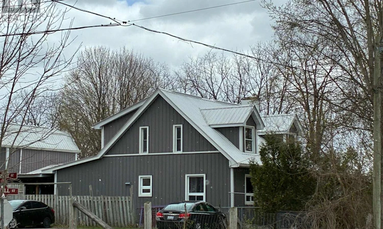 6 Bidwell Street