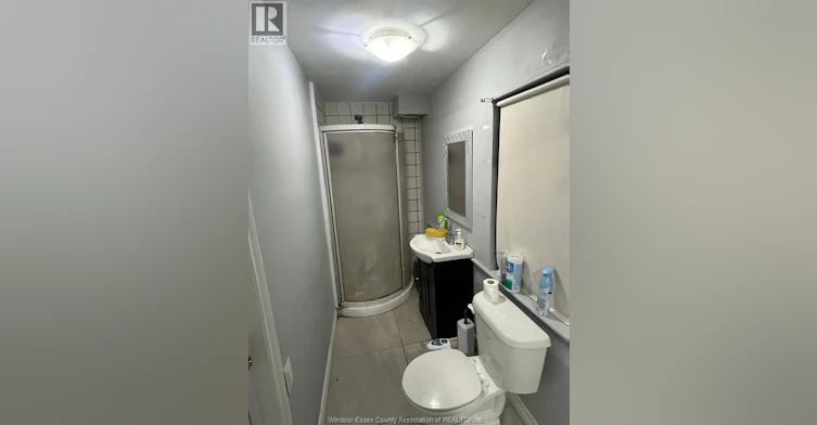 690 Campbell Avenue, Windsor, ON, N9B 2H7 - 10