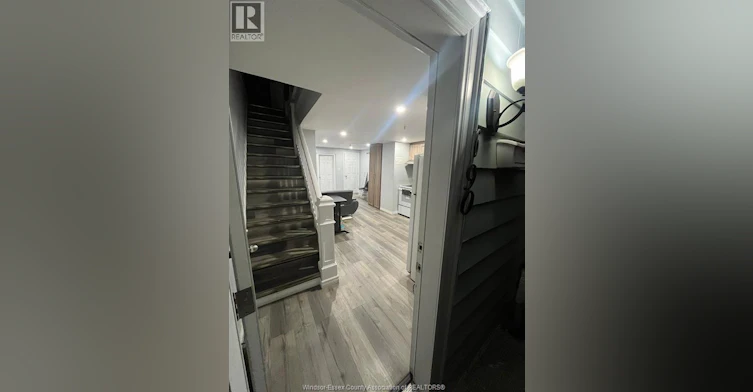 690 Campbell Avenue, Windsor, ON, N9B 2H7 - 3