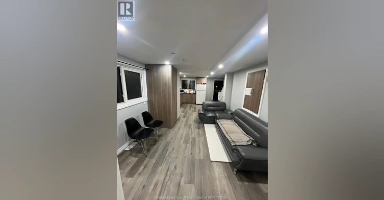 690 Campbell Avenue, Windsor, ON, N9B 2H7 - 6