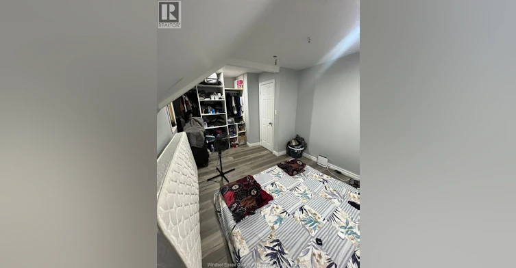 690 Campbell Avenue, Windsor, ON, N9B 2H7 - 20