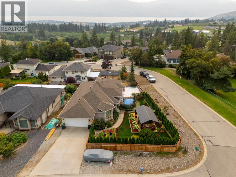 2669 Wild Horse Drive, West Kelowna, BC, V4T 2K8 - 2