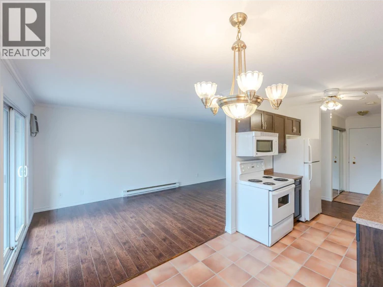 401-110 Skaha Place, Penticton, BC, V2A 7L1 - 14