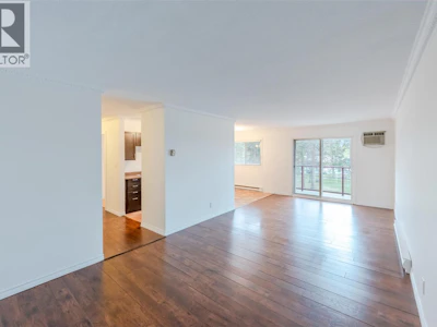 401-110 Skaha Place - 4