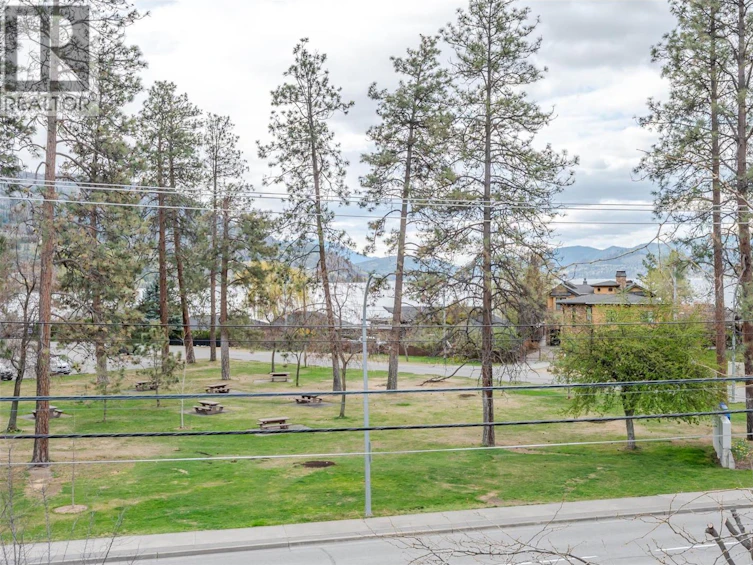 401-110 Skaha Place, Penticton, BC, V2A 7L1 - 2