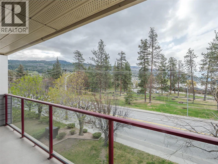 401-110 Skaha Place, Penticton, BC, V2A 7L1 - 28
