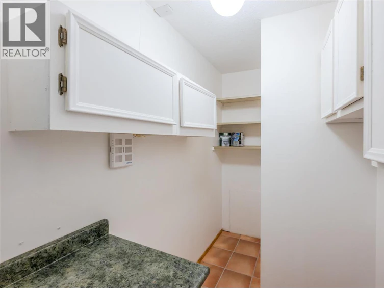 401-110 Skaha Place, Penticton, BC, V2A 7L1 - 27