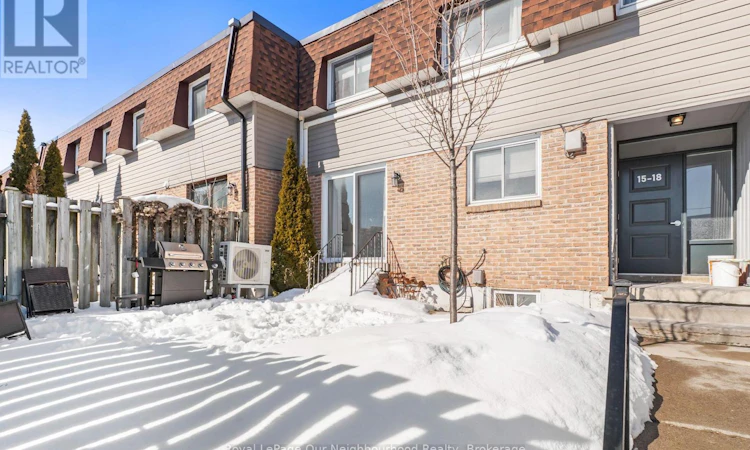18-494 Elgin Street W