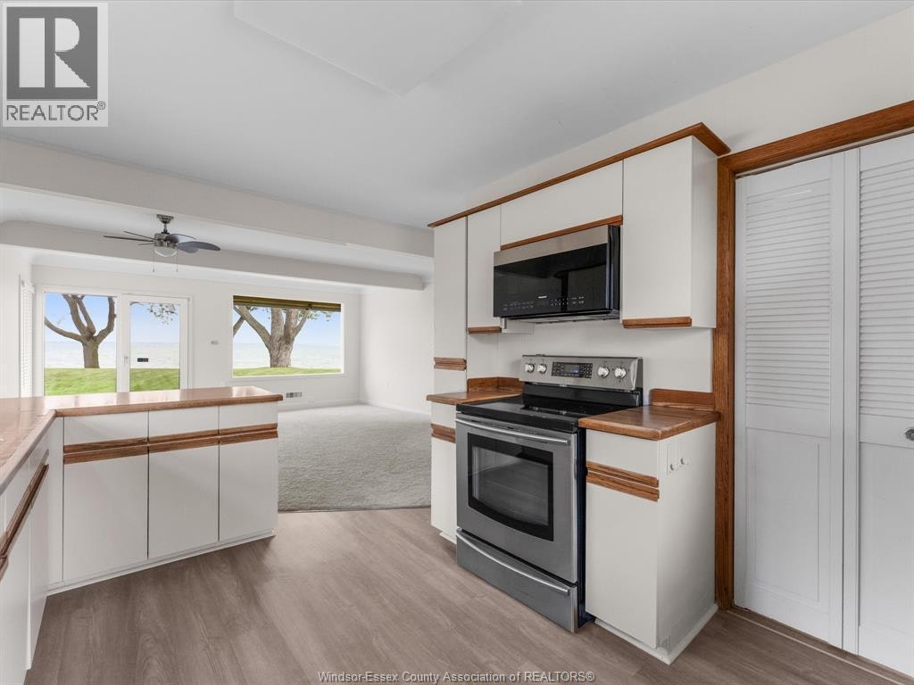 11506 Riverside, Windsor, ON, N8P 1A4 - 11