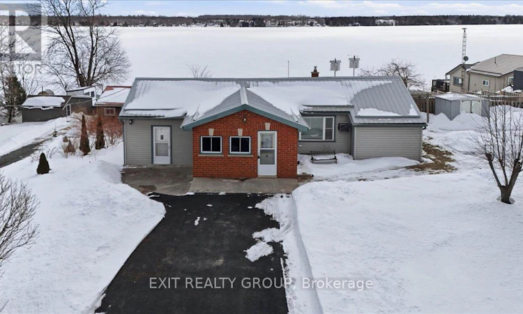 1083 Lakeside Drive