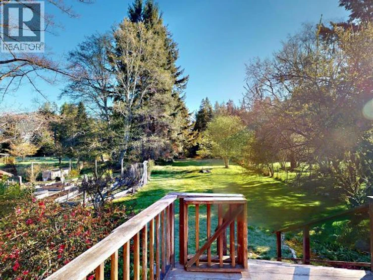 5394 Manson Avenue, Powell River, BC, V8A 3P4 - 35