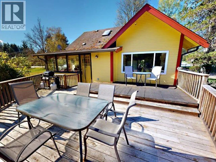 5394 Manson Avenue, Powell River, BC, V8A 3P4 - 6