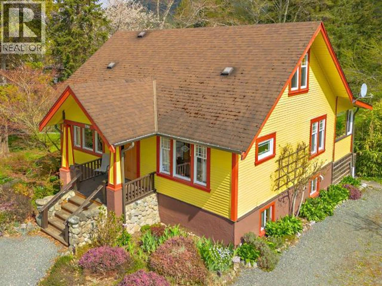 5394 Manson Avenue, Powell River, BC, V8A 3P4