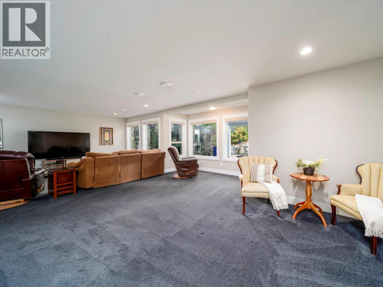 13053 Shoreline Drive, Lake Country, BC, V4V 2N8 - 44