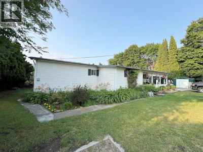 6288 N Meadowland Crescent - 2