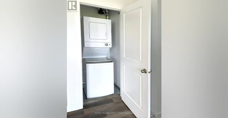 I-300 Tulum Crescent, Ottawa, ON, K2S 2Y4 - 15