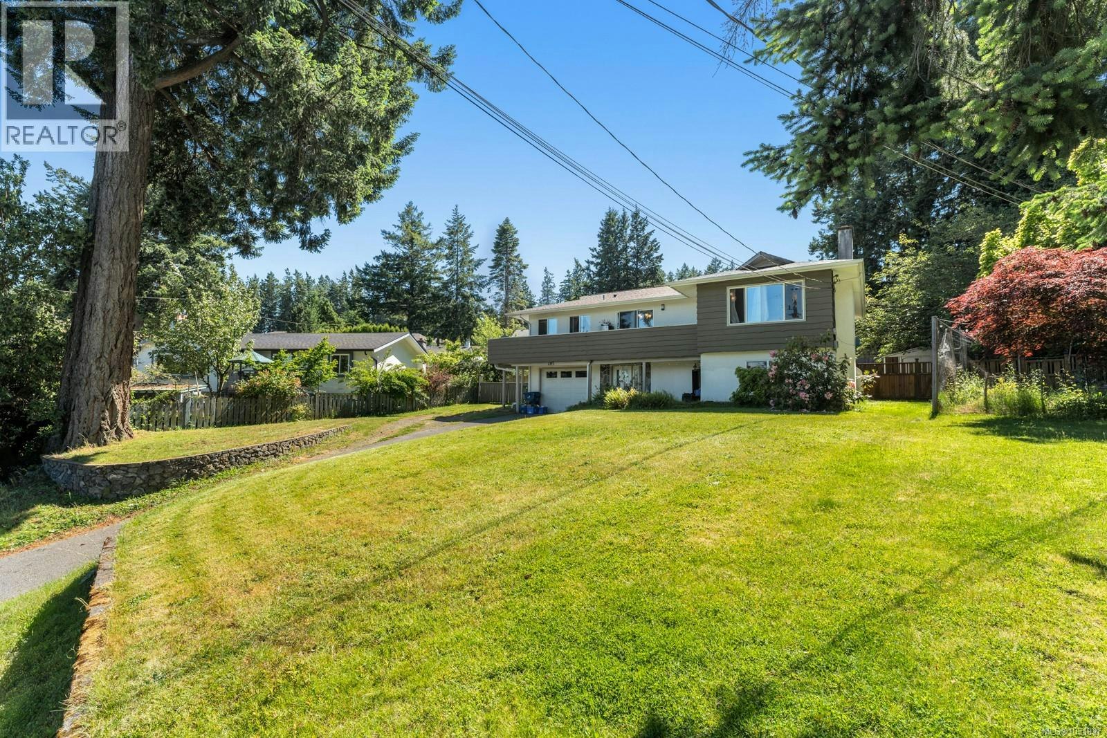405 Tamarack Road, Colwood, BC, V9B 2R4
