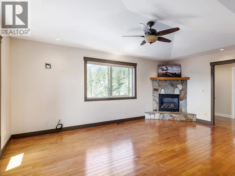 2054 Sunview Drive, West Kelowna, BC, V1Z 3X6 - 14
