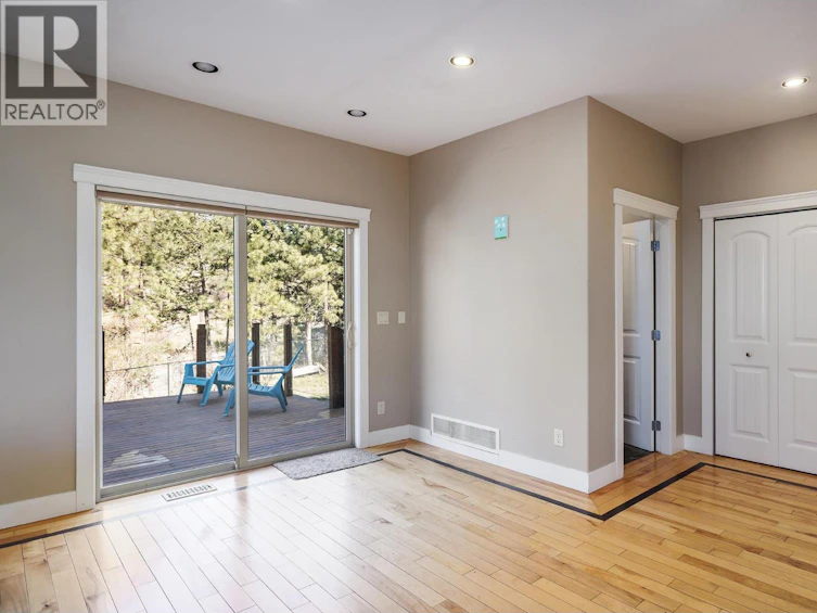 2054 Sunview Drive, West Kelowna, BC, V1Z 3X6 - 5