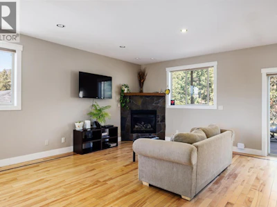 2054 Sunview Drive - 3