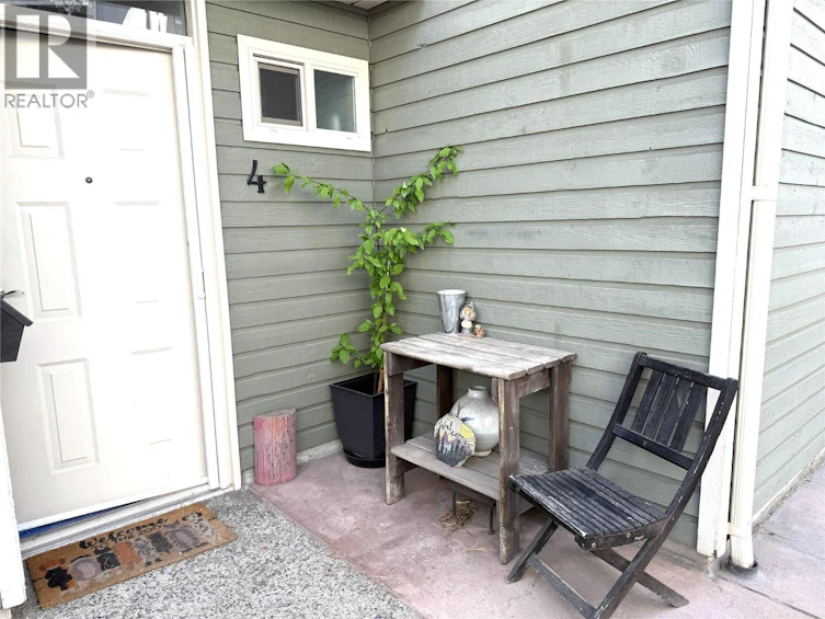 4-145 Nicola Street, Kamloops, BC, V2C 2P2