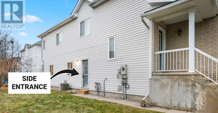 51 Castle Glen Crescent, Ottawa, ON, K2L 4G9 - 2