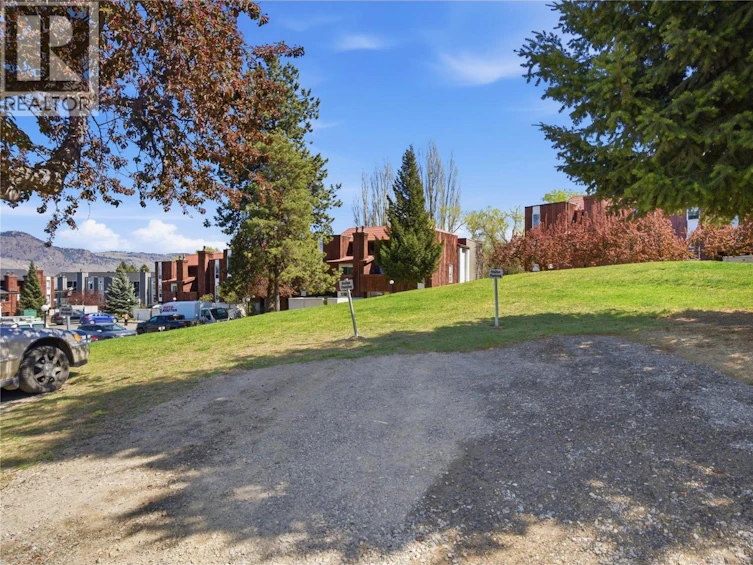 85-1435 Summit Drive, Kamloops, BC, V2E 1S4 - 33