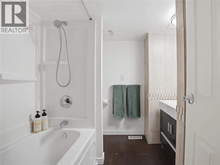 85-1435 Summit Drive, Kamloops, BC, V2E 1S4 - 21