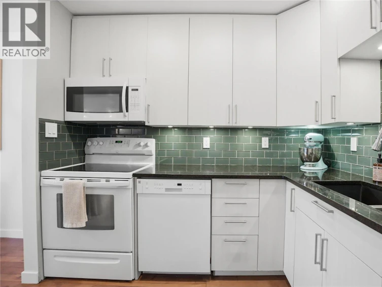 85-1435 Summit Drive, Kamloops, BC, V2E 1S4 - 10