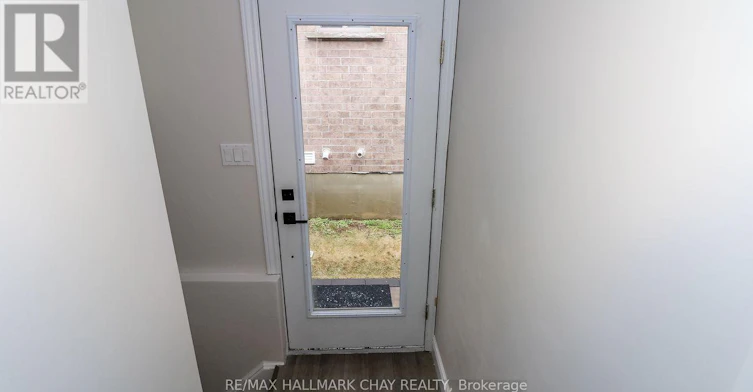 B-LOWER-30 Stevenson Street, Essa, ON, L3W 0P4 - 7