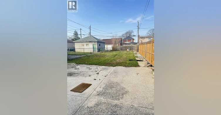 Main-1085 Langlois Avenue, Windsor, ON, N9A 2H4 - 11