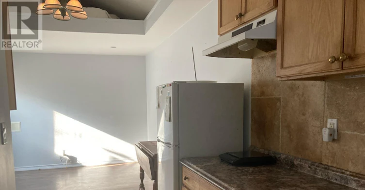 GRDN-400 Nairn Avenue, Toronto, ON, M6E 4J3 - 2