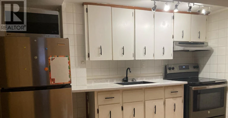 LOWER-400 Nairn Avenue, Toronto, ON, M6E 4J3 - 2