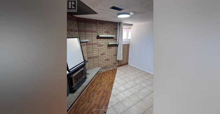 LOWER-400 Nairn Avenue, Toronto, ON, M6E 4J3 - 5