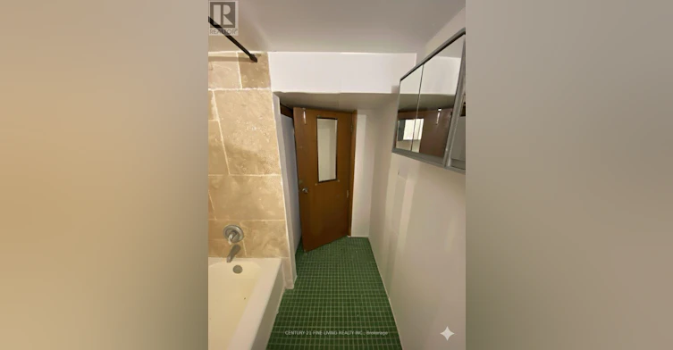 LOWER-400 Nairn Avenue, Toronto, ON, M6E 4J3 - 10